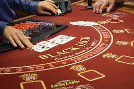 Studio dealer langsung Dice Game di cuan888 dengan setup multi-kamera profesional